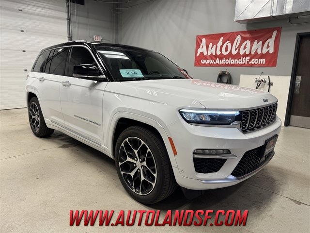 Used 2022 Jeep Grand Cherokee Summit AWD/4WD image 1