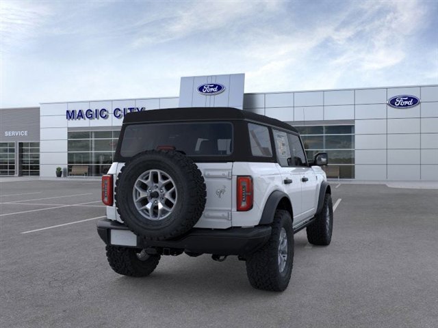 New 2025 Ford Bronco Badlands image 8