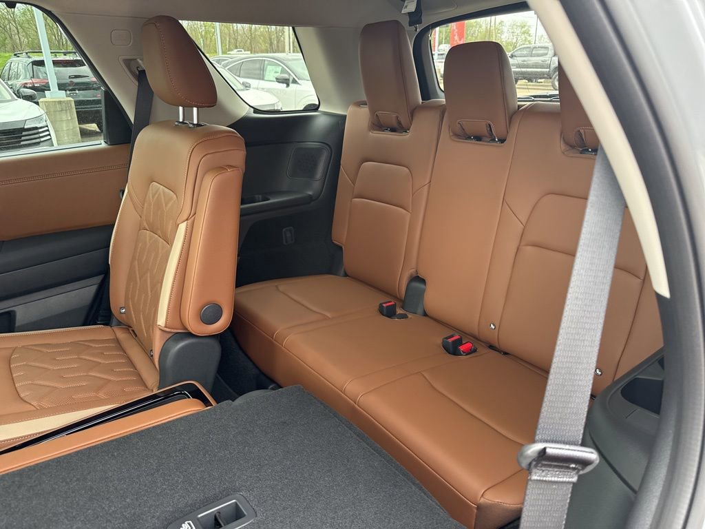 New 2026 Nissan Pathfinder Platinum image 45