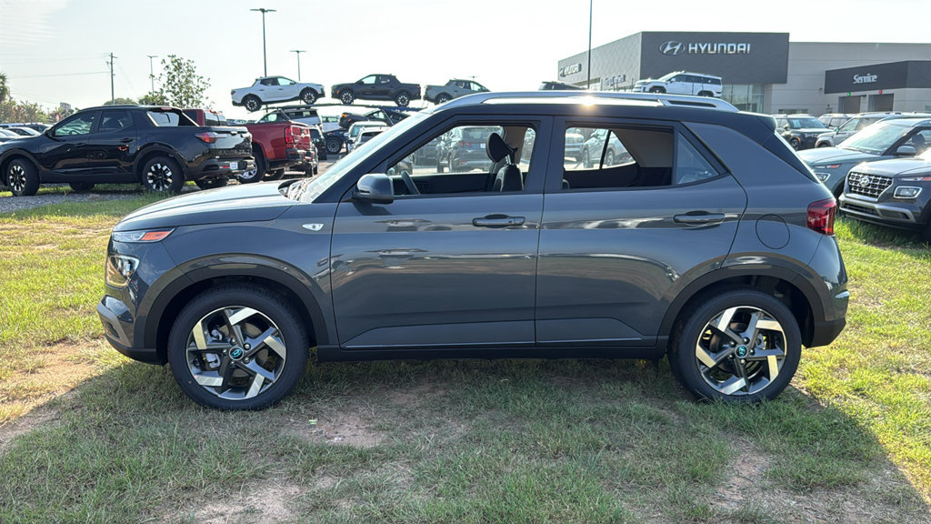 New 2026 Hyundai Venue SEL FWD image 4