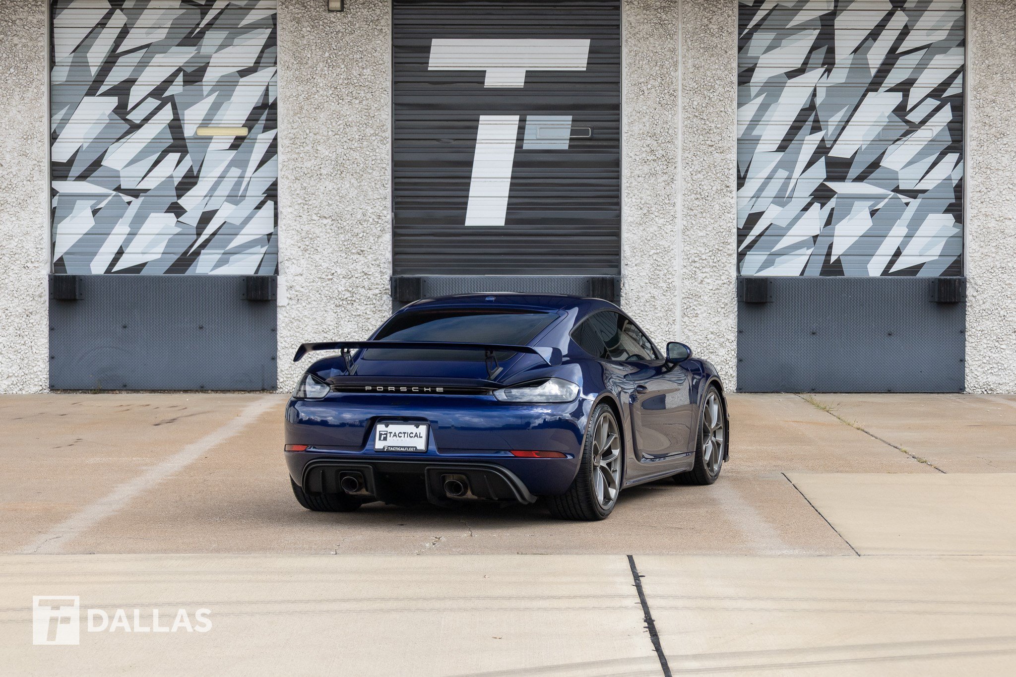 Used 2023 Porsche 718 Cayman GT4 RWD image 15