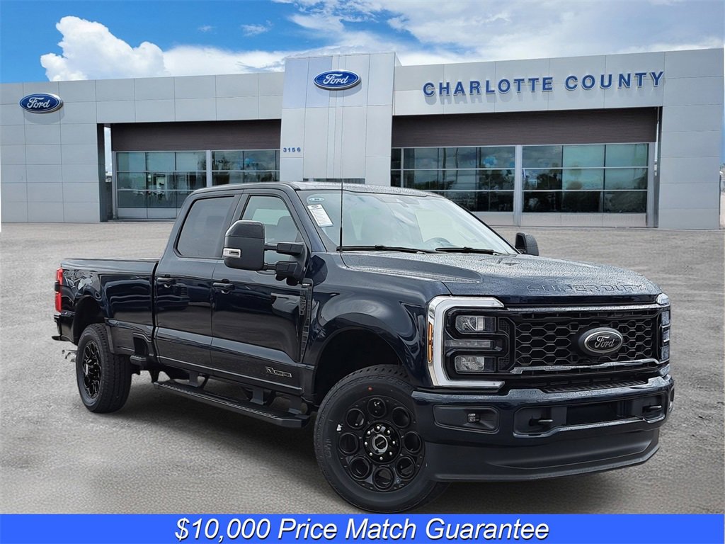 New 2025 Ford F250 Lariat w/ Black Appearance Package