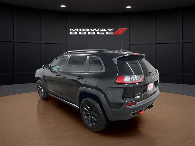 Used 2019 Jeep Cherokee Trailhawk image 3