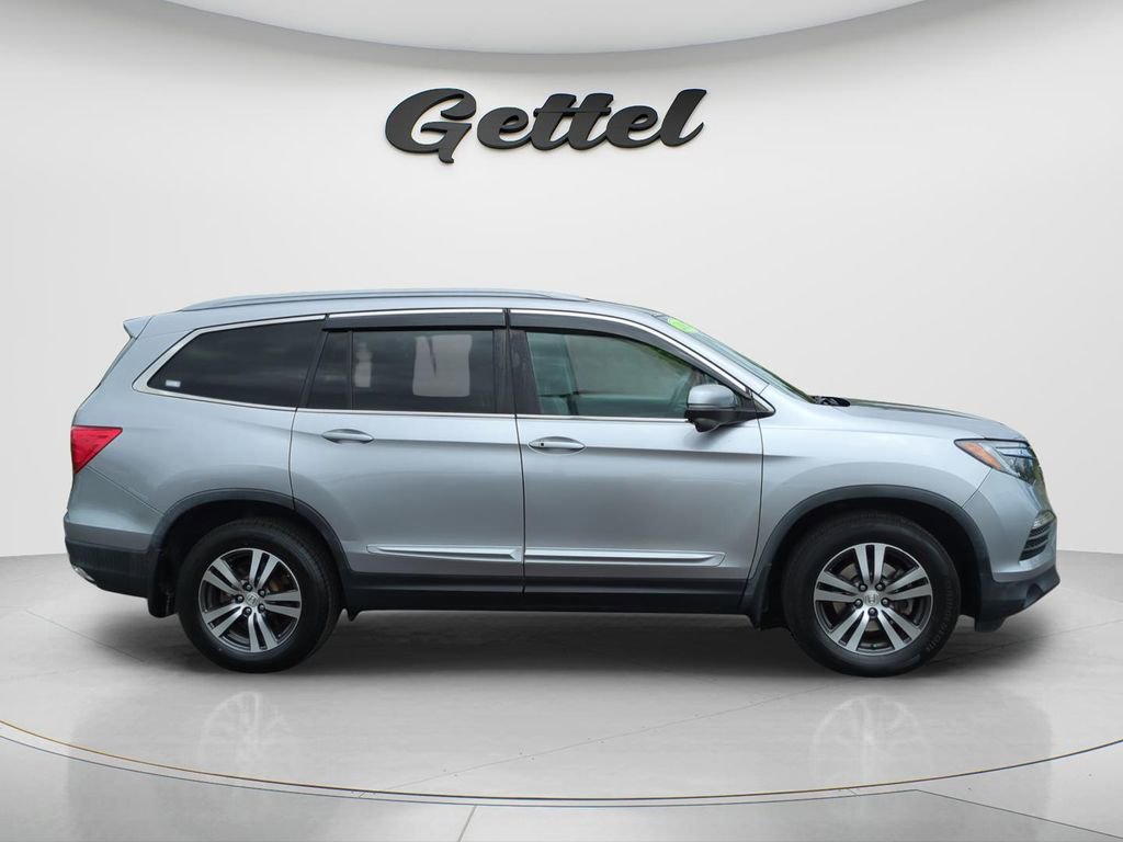 Used 2017 Honda Pilot EX-L image 4