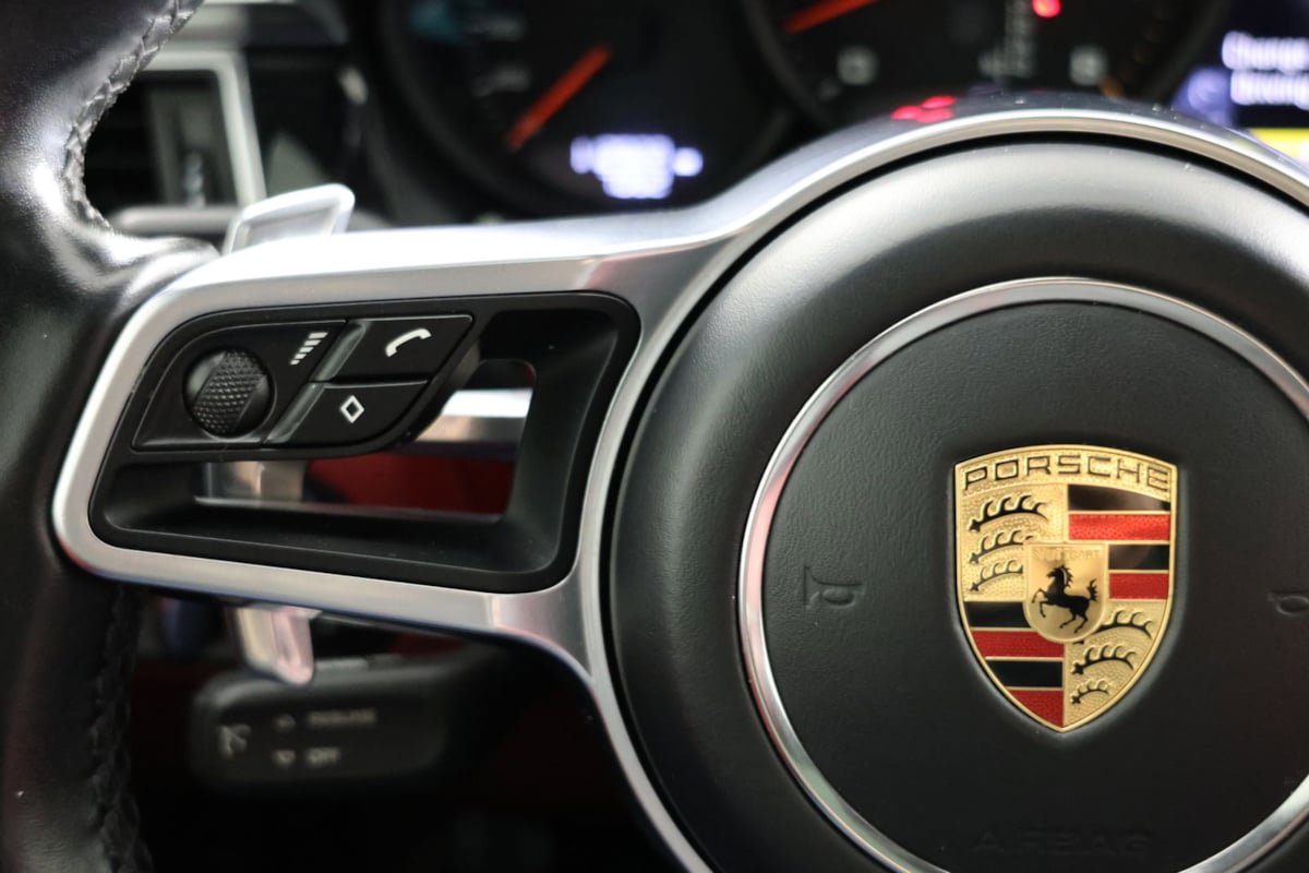 Used 2017 Porsche Macan GTS AWD/4WD image 26