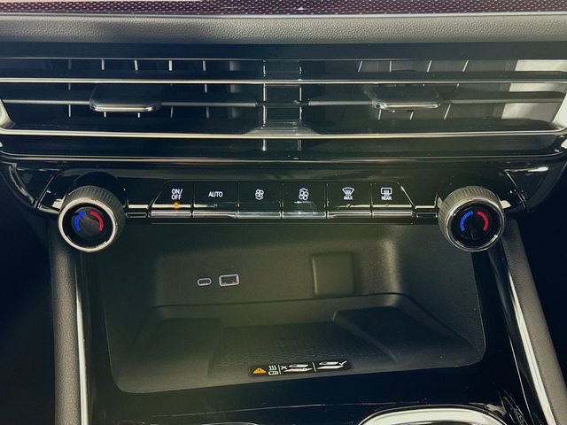 New 2026 Chevrolet Traverse Z71 w/ Enhanced Driving Package image 19