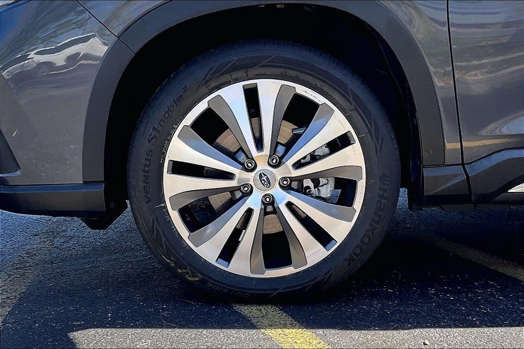 Used 2022 Subaru Ascent Limited w/ Technology Package AWD/4WD image 10