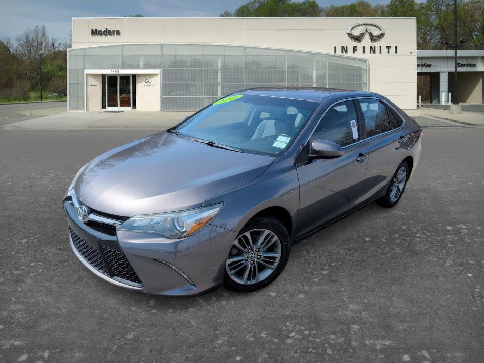 Used 2015 Toyota Camry SE