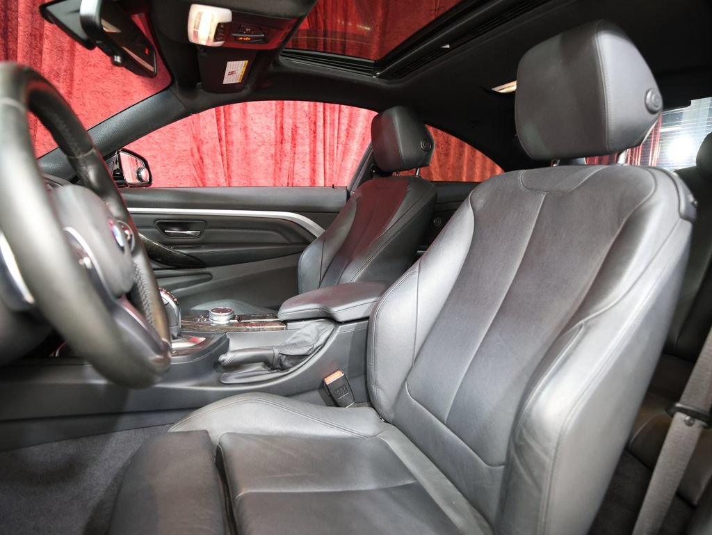 Used 2016 BMW 435i Coupe w/ M Sport Package RWD image 13