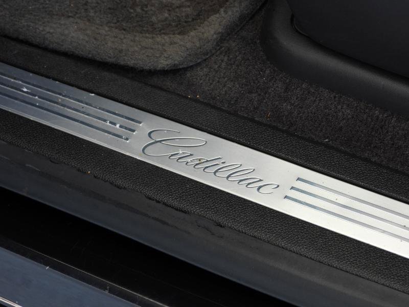 Used 2013 Cadillac Escalade Luxury image 48