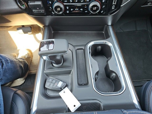 Used 2023 Chevrolet Silverado 1500 High Country image 19