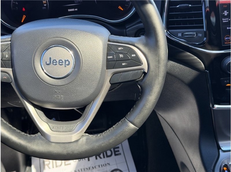 Used 2020 Jeep Grand Cherokee Altitude AWD/4WD image 37