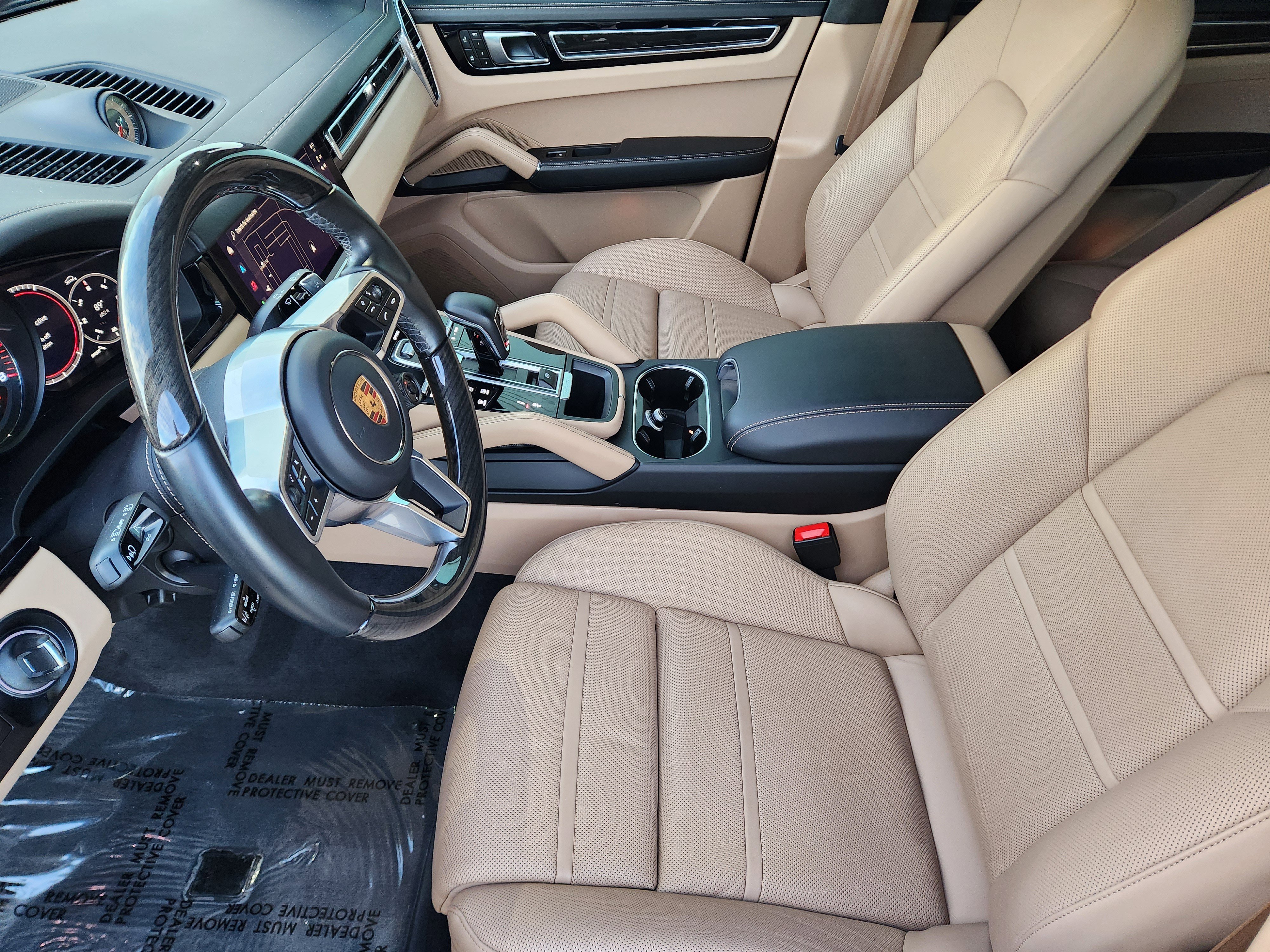 Used 2023 Porsche Cayenne GTS image 12