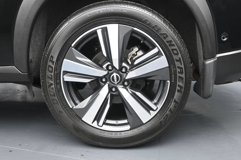 Certified 2025 Nissan Rogue SL AWD/4WD image 15