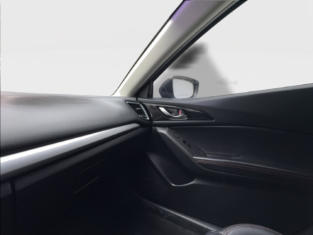 Used 2015 MAZDA MAZDA3 s Touring FWD image 42