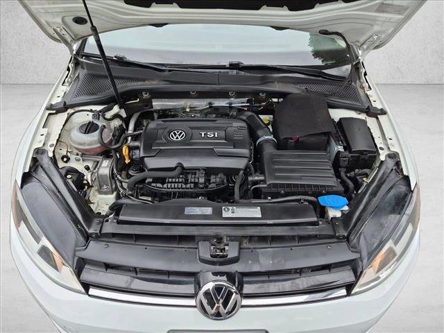 Used 2017 Volkswagen Golf S AWD/4WD image 22