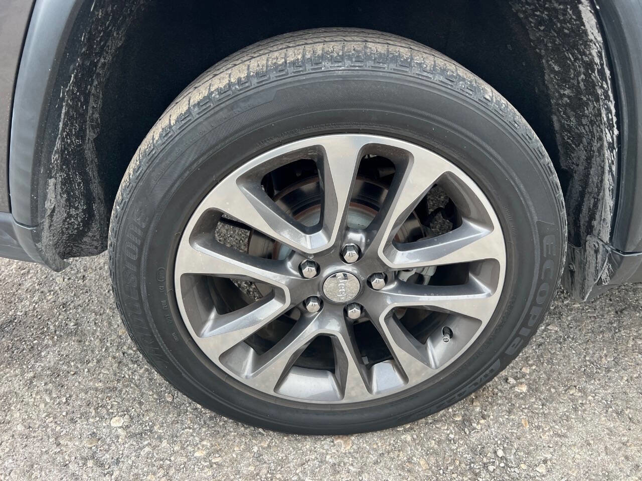 Used 2018 Jeep Grand Cherokee Limited AWD/4WD image 35