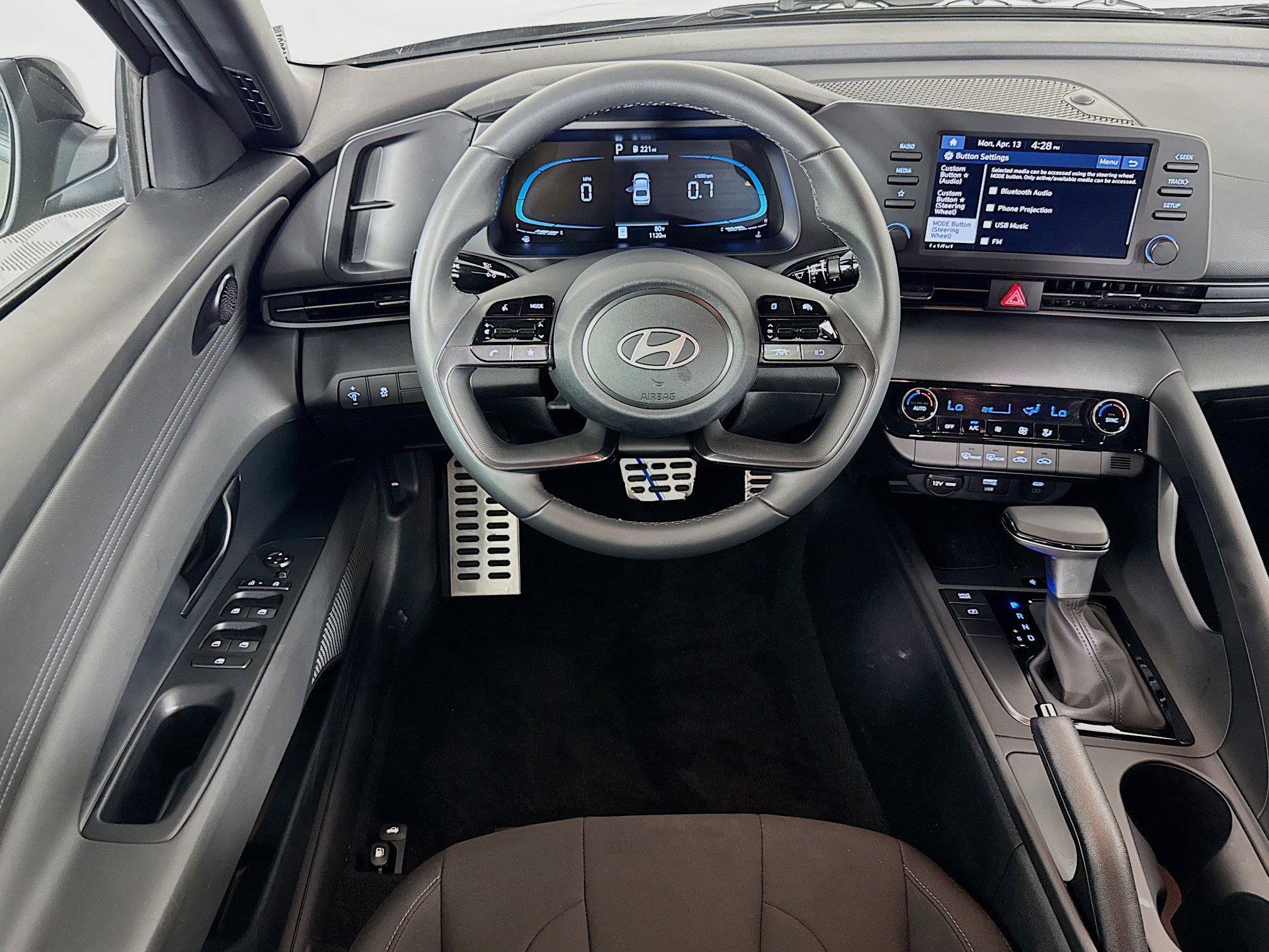 Used 2026 Hyundai Elantra Sport FWD image 16