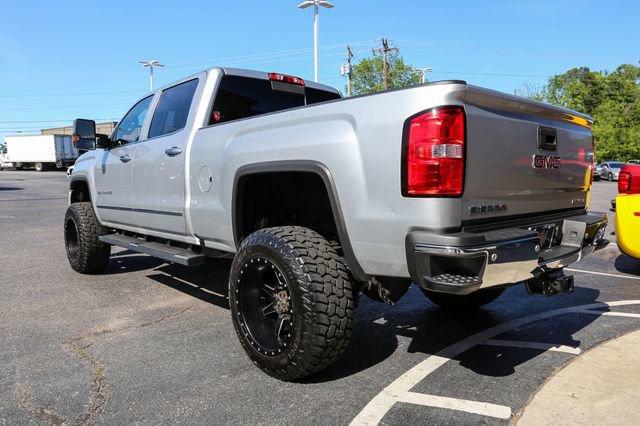 Used 2019 GMC Sierra 2500 Denali w/ Duramax Plus Package AWD/4WD image 29