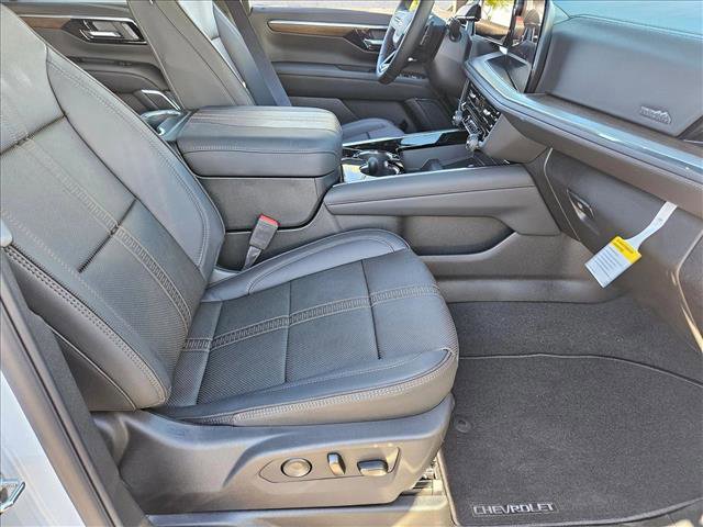 New 2026 Chevrolet Tahoe High Country w/ Sun And Tow Package image 17