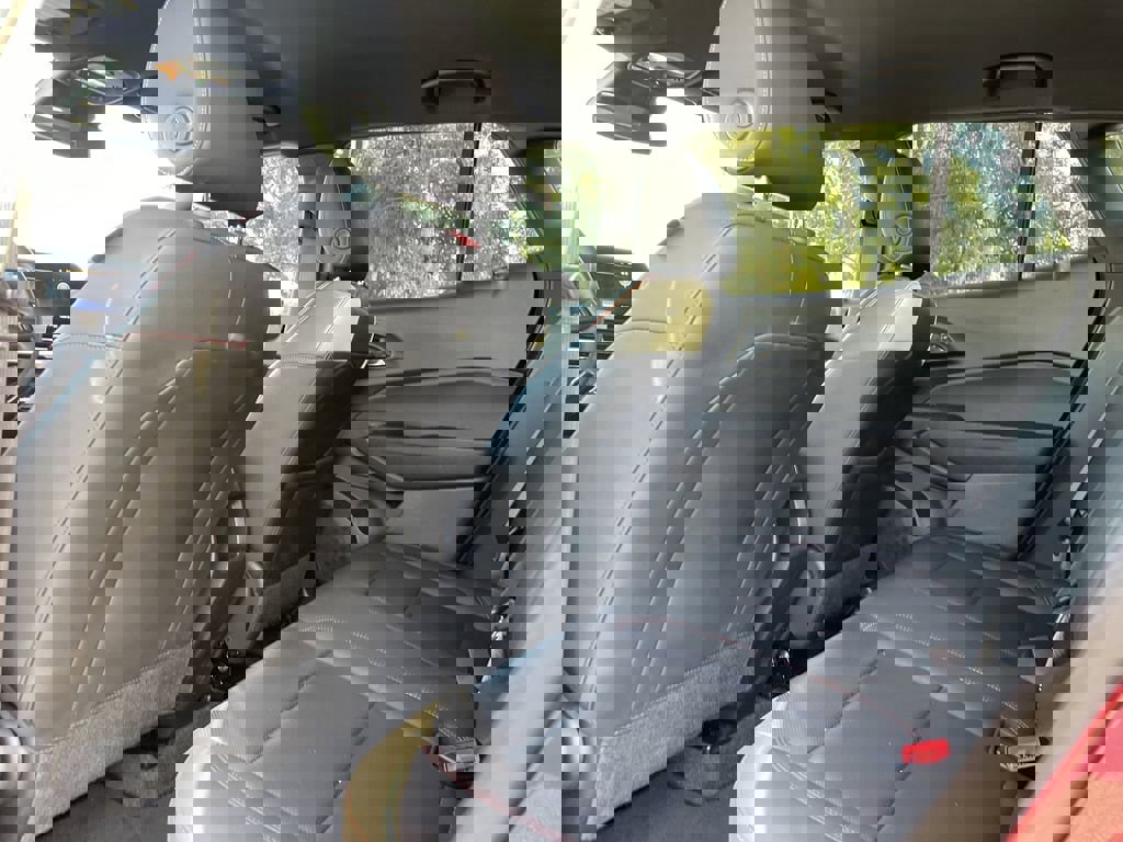 Used 2025 Chevrolet Trax RS w/ Driver Confidence Package image 16