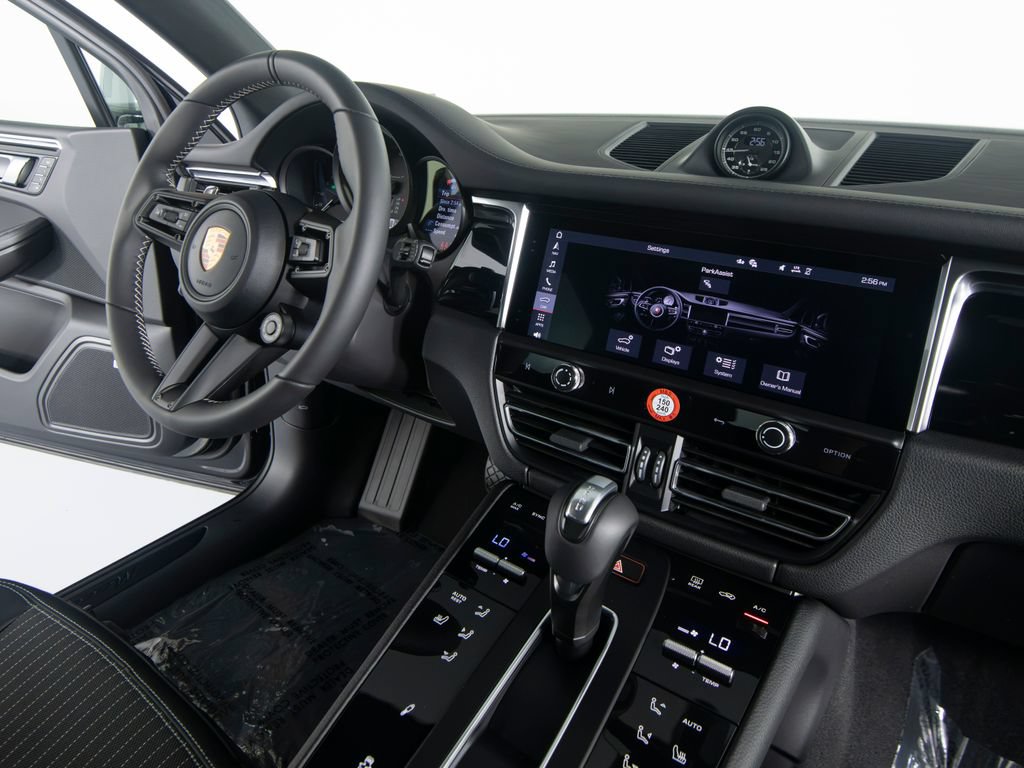 New 2026 Porsche Macan Turbo AWD/4WD image 36