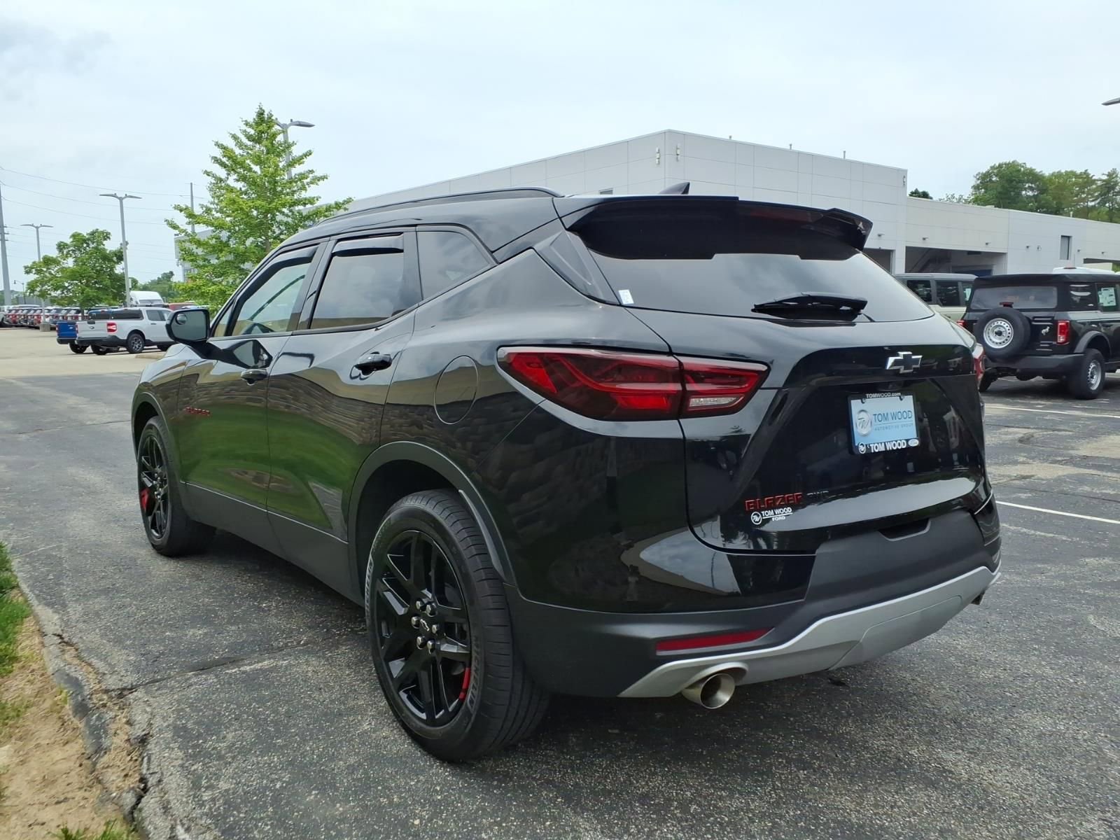 Used 2024 Chevrolet Blazer LT w/ Sound & Technology Package AWD/4WD image 8