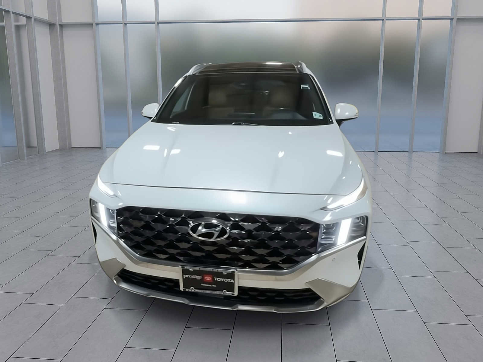 Used 2021 Hyundai Santa Fe Calligraphy image 3