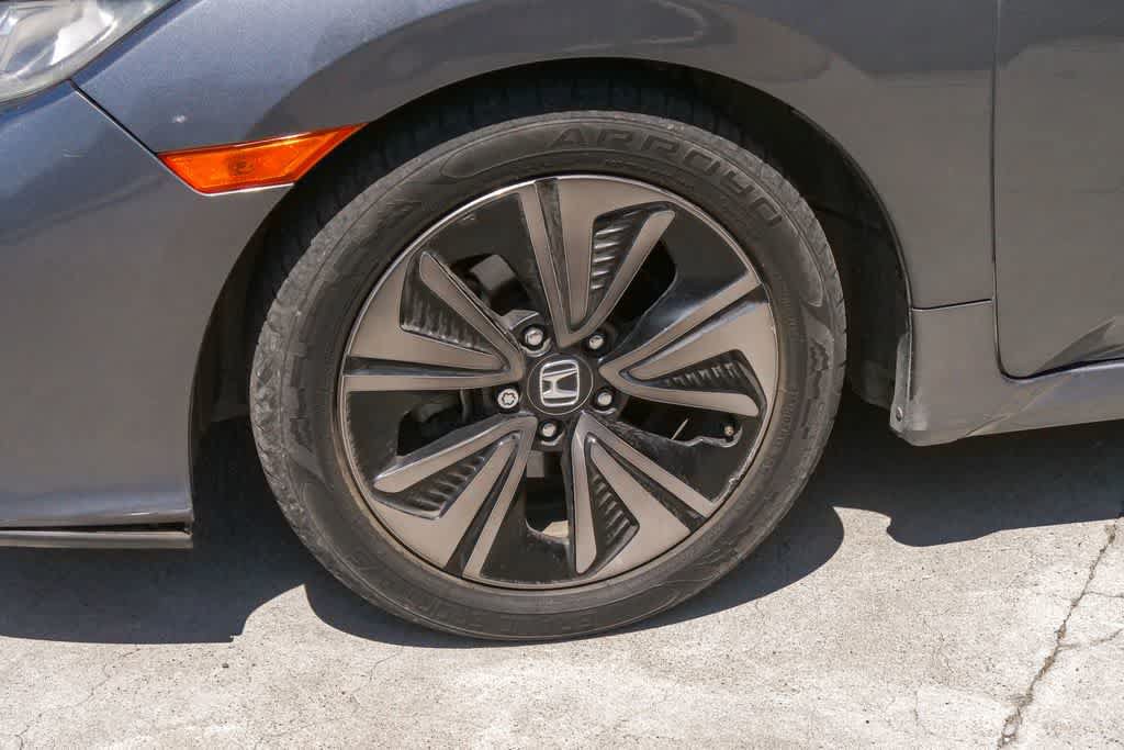 Used 2017 Honda Civic EX image 5