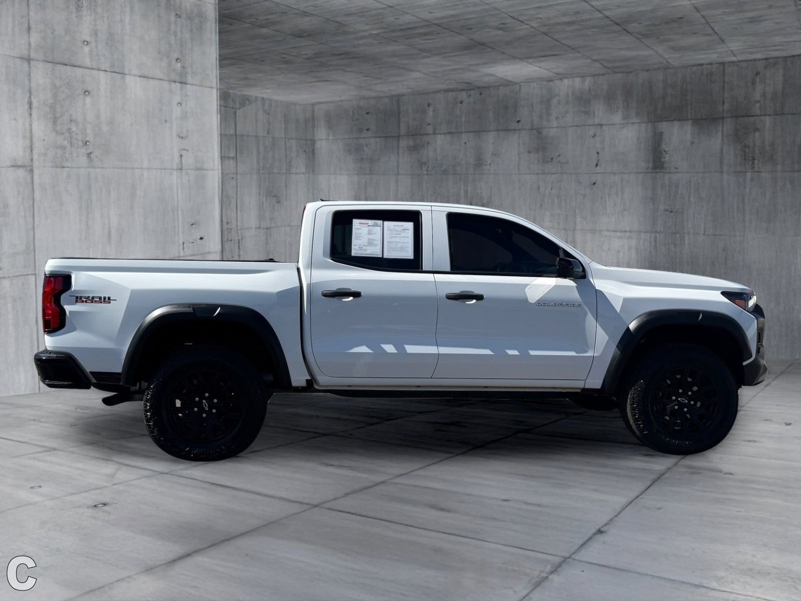 Certified 2024 Chevrolet Colorado Trail Boss w/ Technology Package AWD/4WD image 6