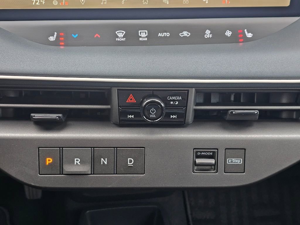 New 2026 Nissan Leaf Platinum+ w/ Cargo Package (Platinum+) image 16