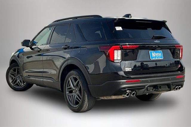 Used 2025 Ford Explorer ST AWD/4WD image 4