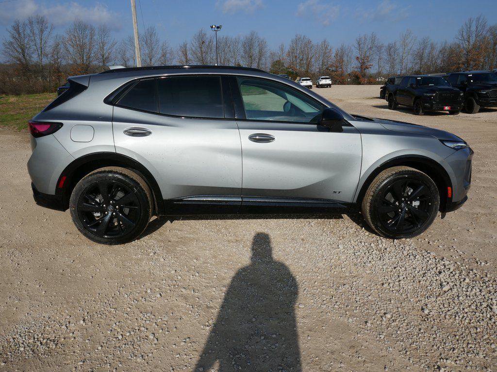 New 2026 Buick Envision Sport Touring image 2