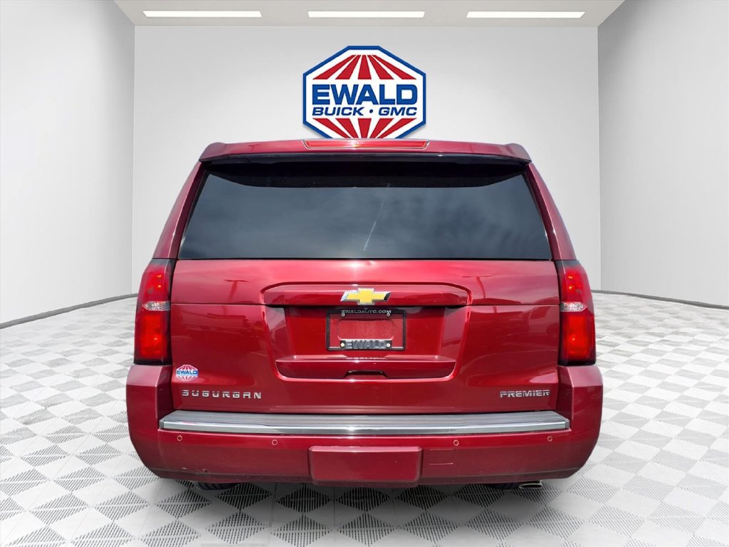 Certified 2019 Chevrolet Suburban Premier AWD/4WD image 7