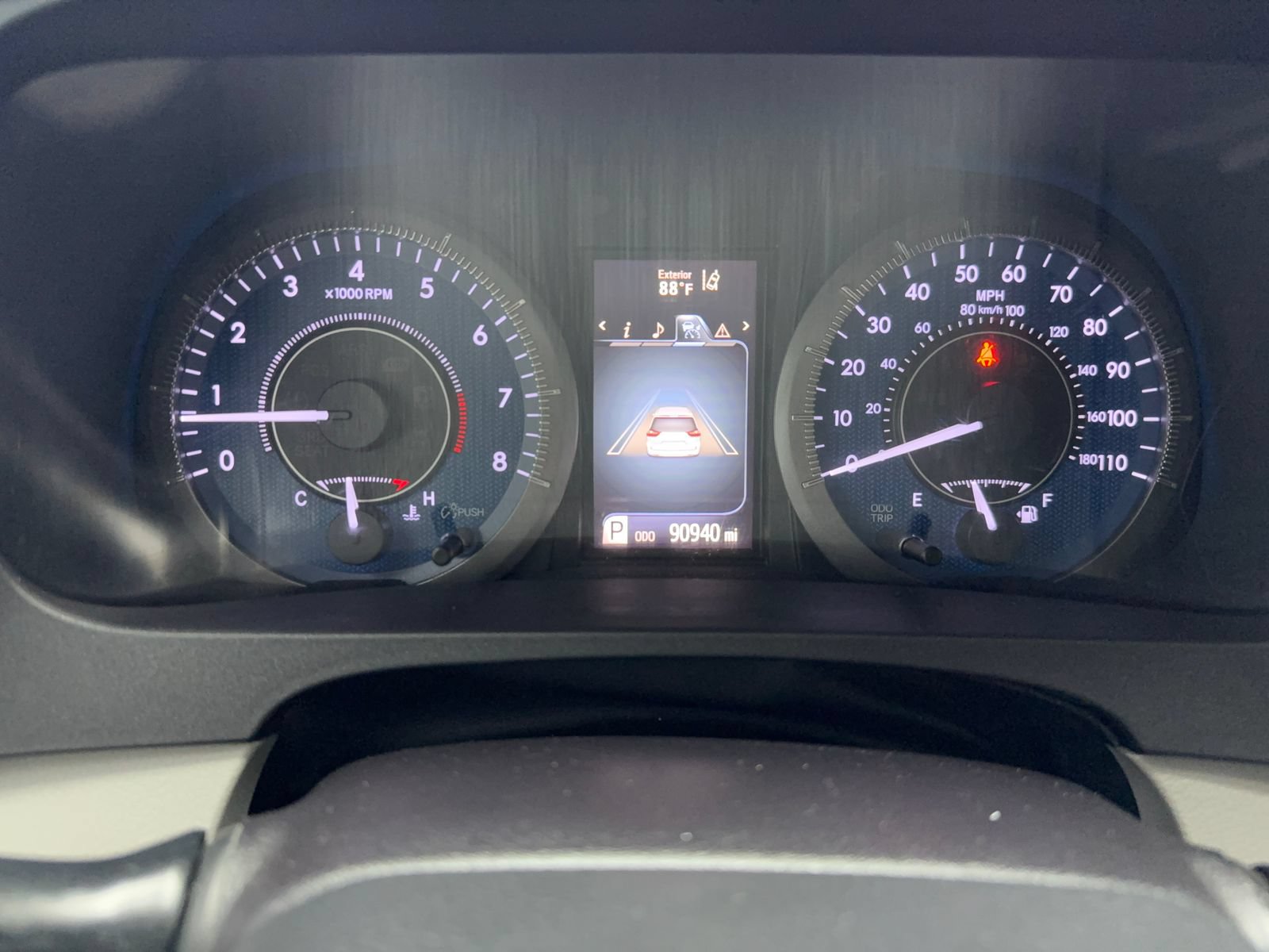 Used 2018 Toyota Sienna LE w/ Carpet Mat Package FWD image 22