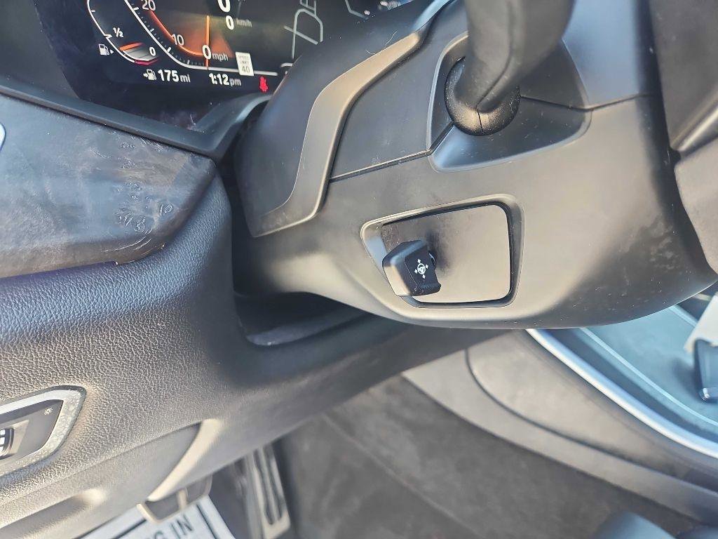 Used 2022 BMW X5 xDrive40i w/ M Sport Package image 17