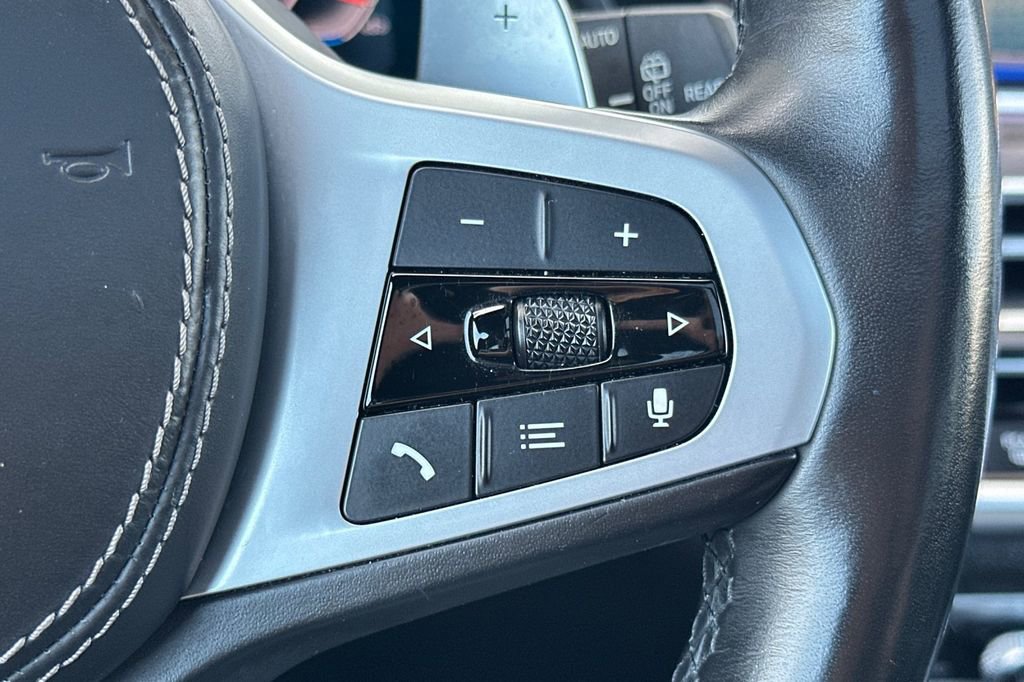 Used 2022 BMW X7 xDrive40i w/ M Sport Package image 29