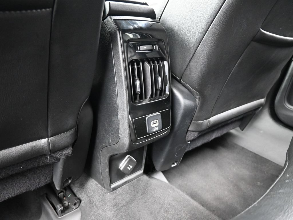 Used 2022 Jeep Compass Limited w/ Sun and Sound Group AWD/4WD image 34