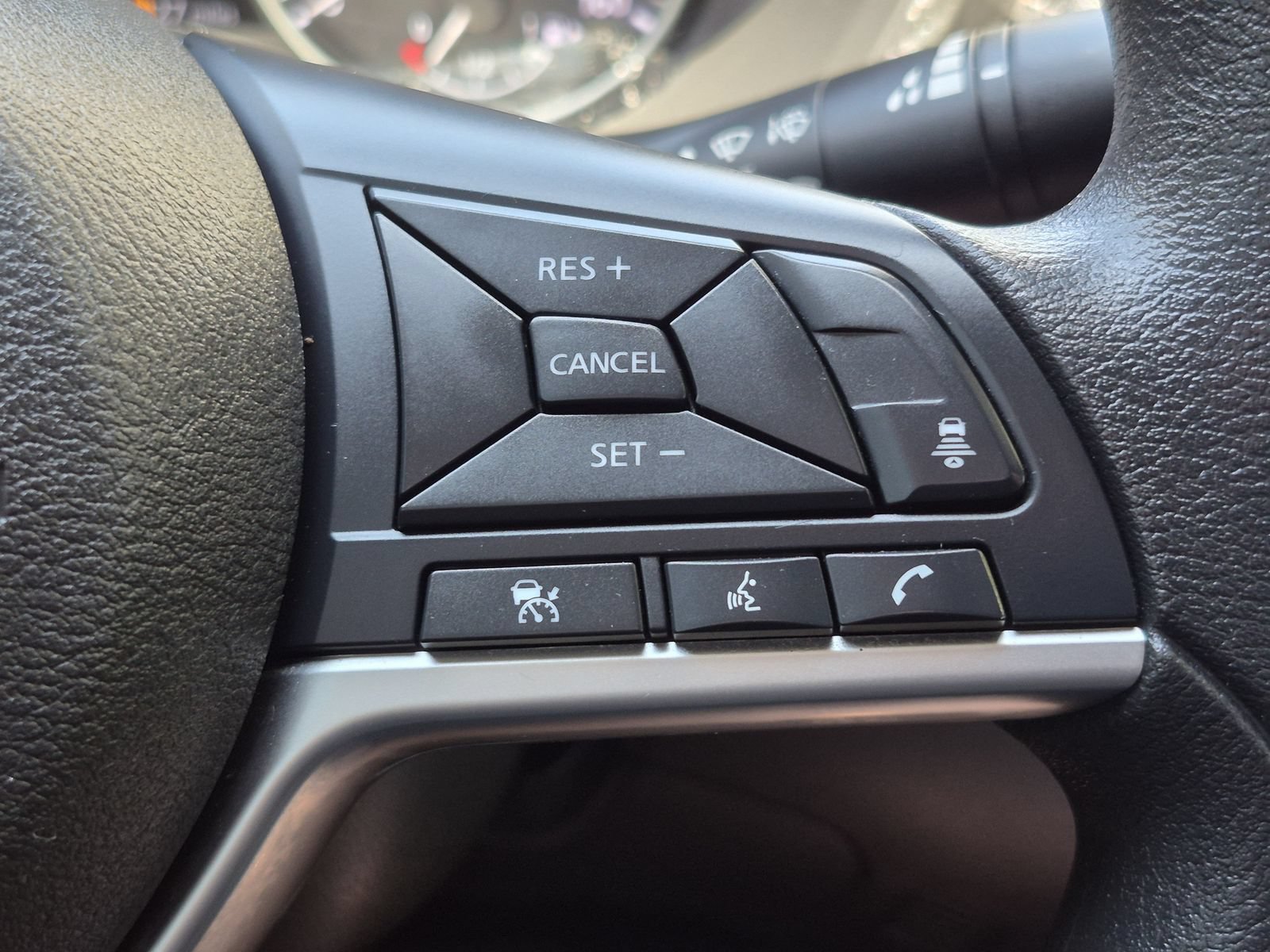 Certified 2023 Nissan Sentra SV FWD image 12