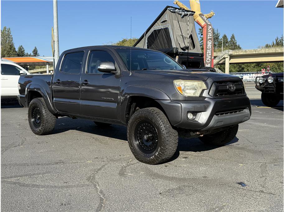 Used 2013 Toyota Tacoma 4x4 Double Cab w/ TRD Sport Pkg image 6