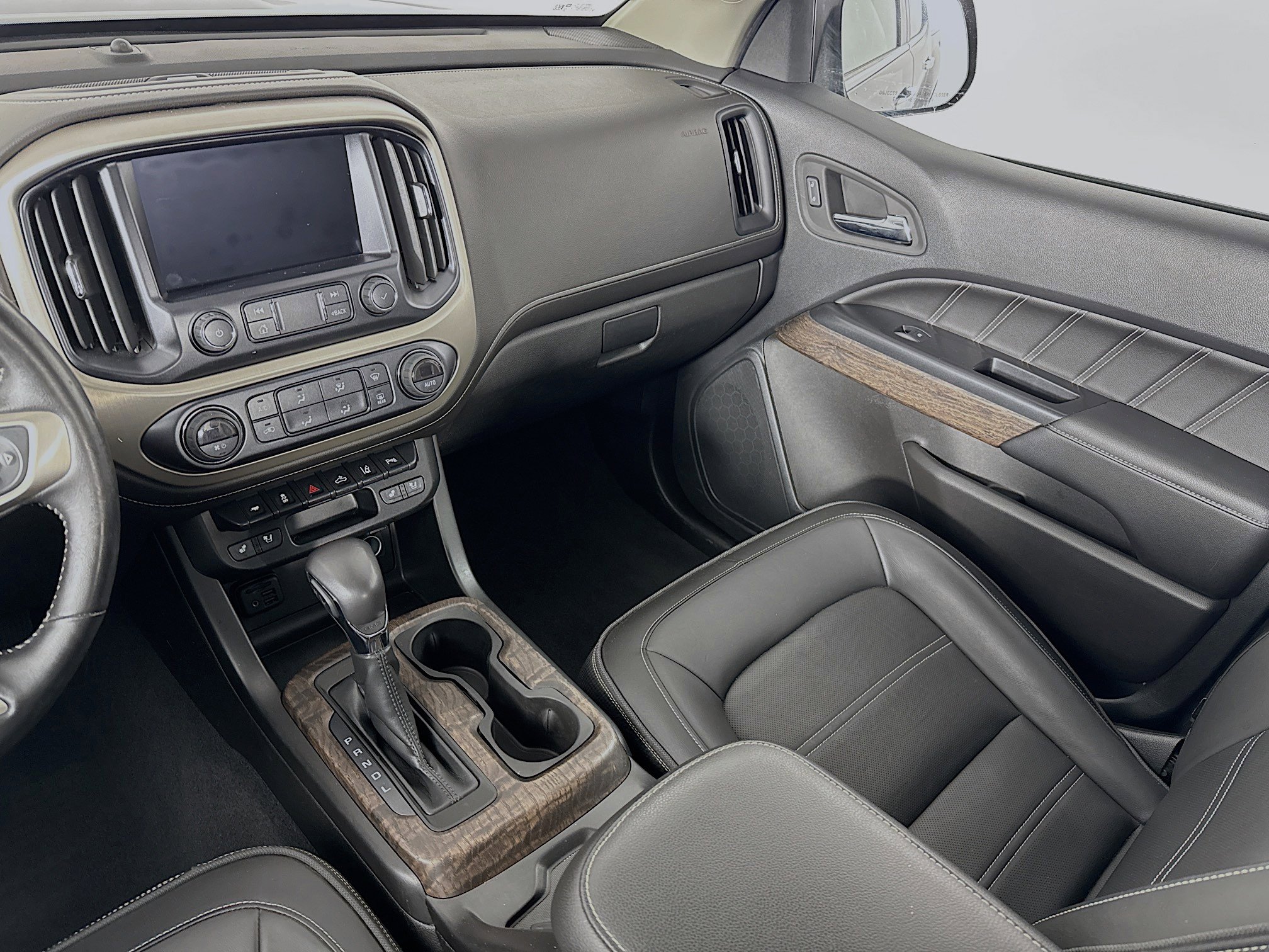 Used 2022 GMC Canyon Denali w/ Denali Black Edition Package image 23