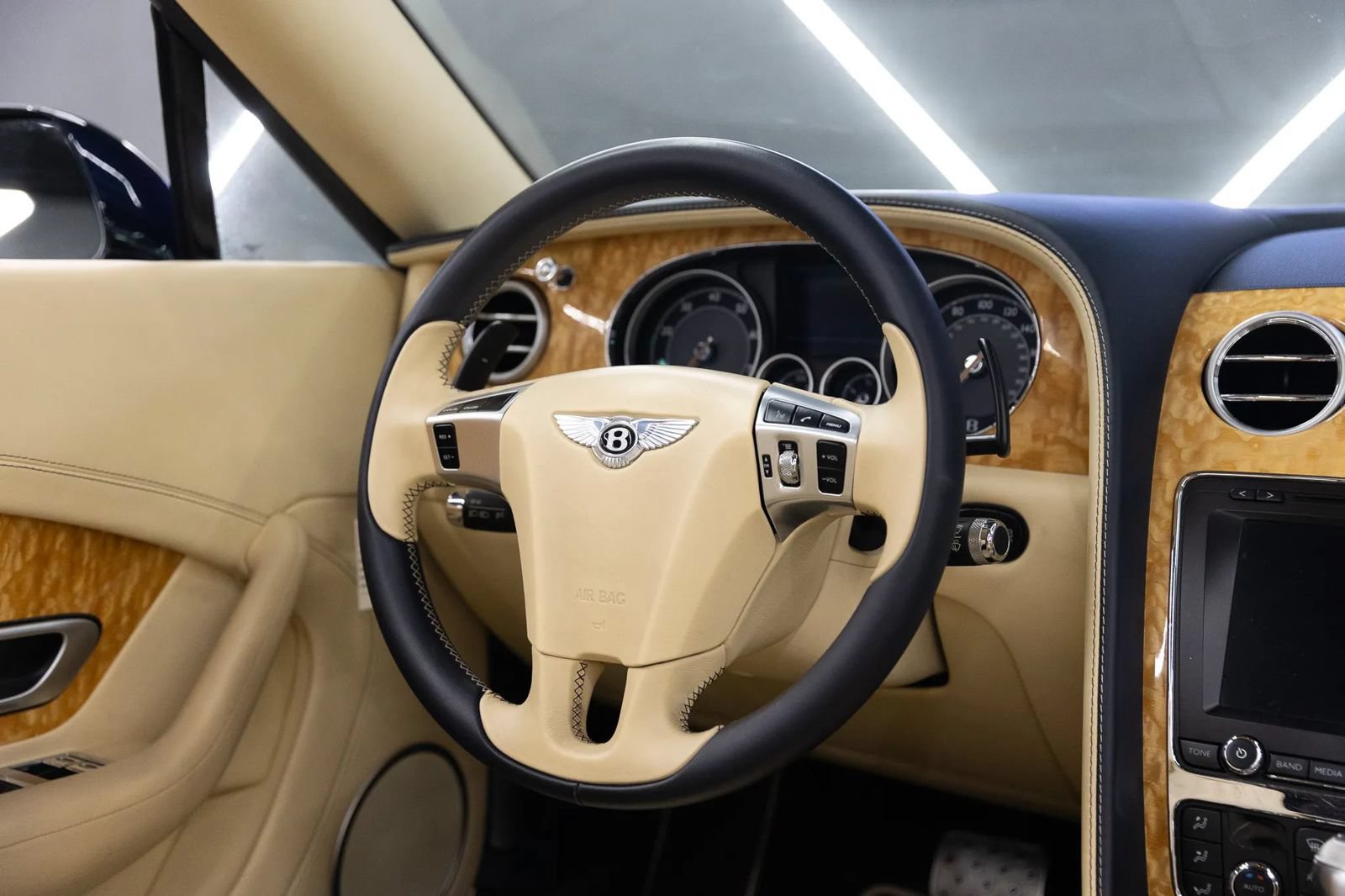 Used 2014 Bentley Continental GT AWD/4WD image 30