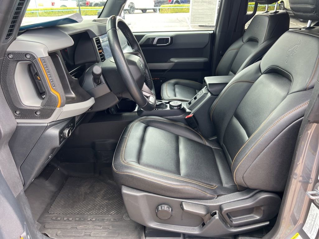 Used 2023 Ford Bronco Badlands image 22