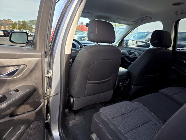Used 2020 Chevrolet Traverse LS AWD/4WD image 19