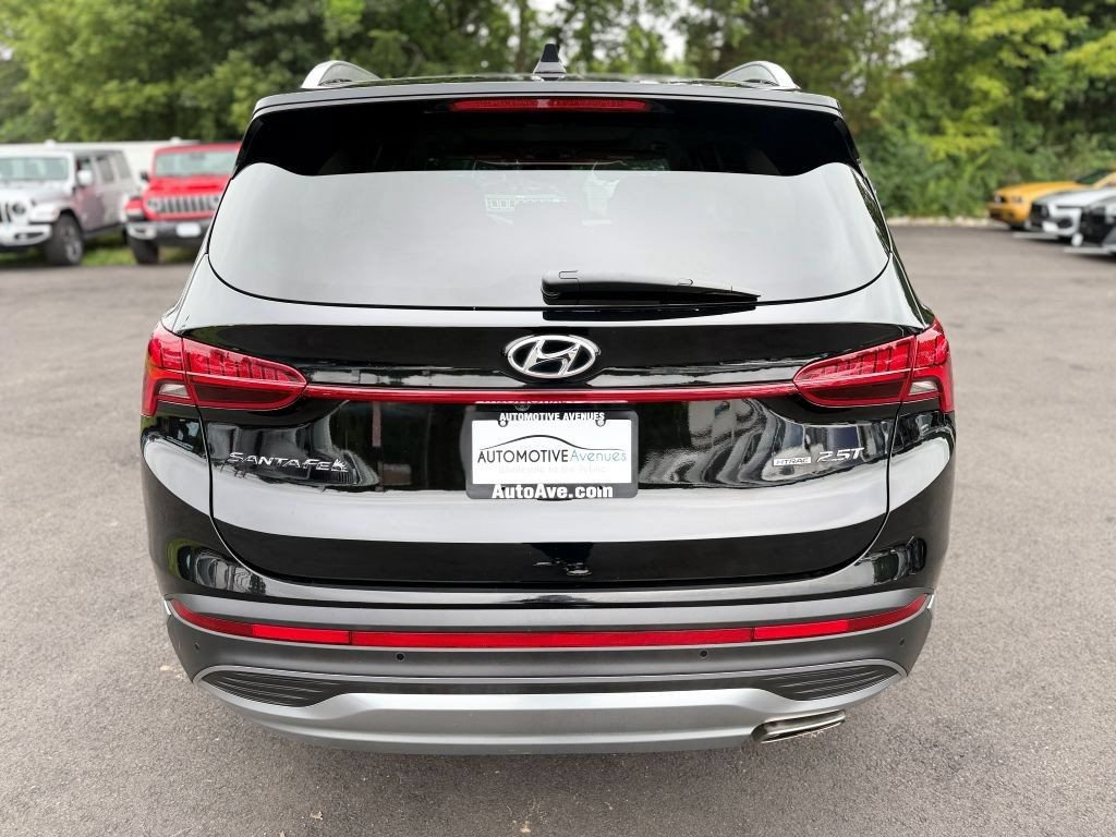 Used 2021 Hyundai Santa Fe Limited AWD/4WD image 4