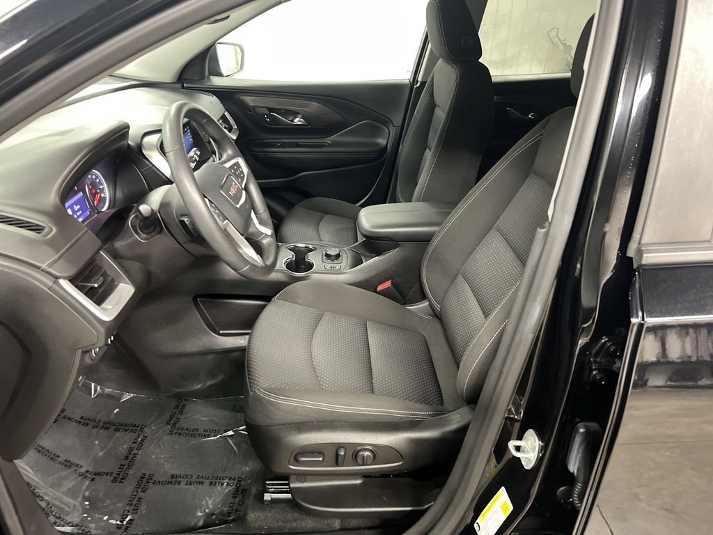 Certified 2023 GMC Terrain SLE w/ Driver Convenience Package AWD/4WD image 13