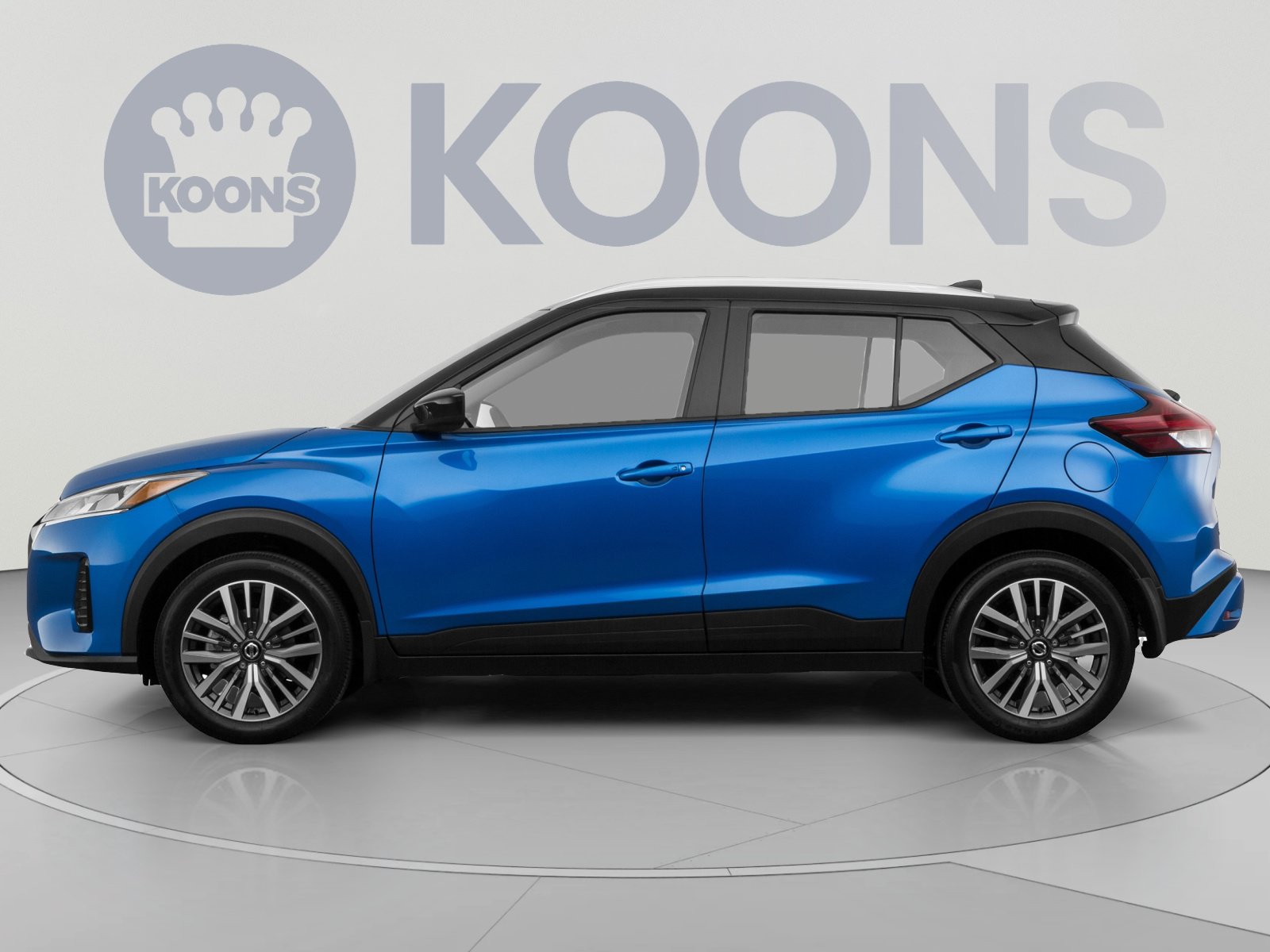Used 2021 Nissan Kicks S FWD image 2