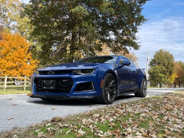 Used 2020 Chevrolet Camaro ZL1 image 3