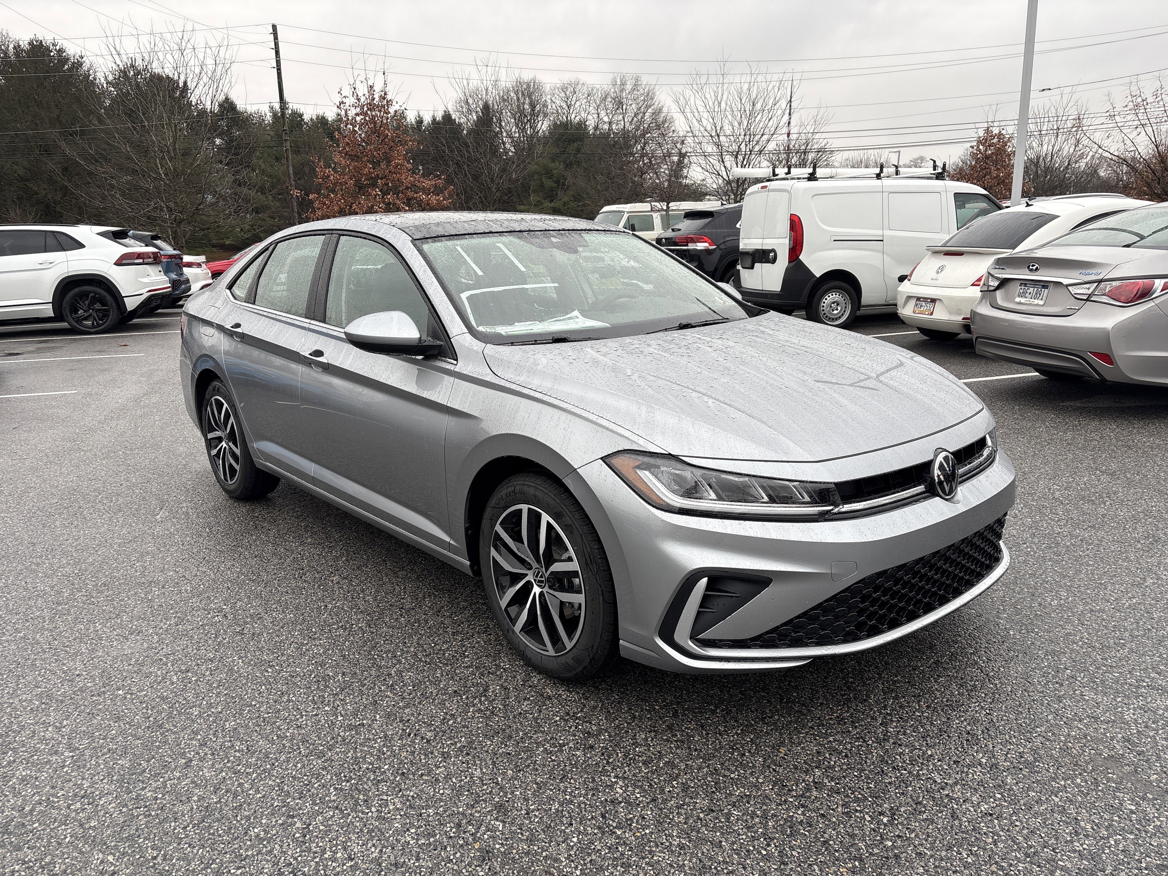 New 2026 Volkswagen Jetta SE image 3