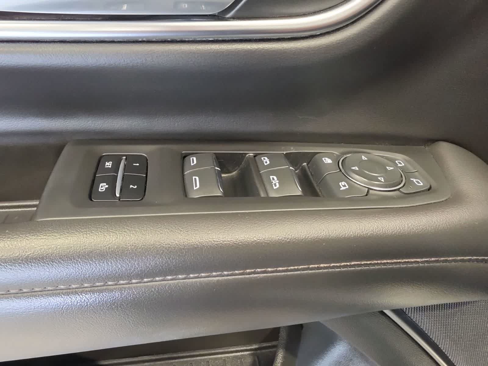 Used 2021 Chevrolet Suburban High Country AWD/4WD image 20